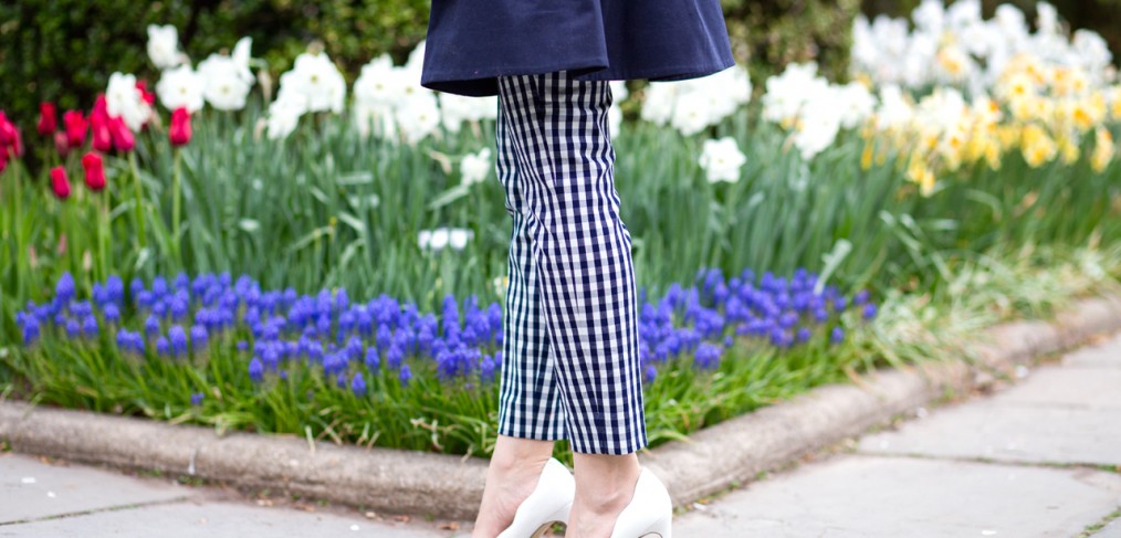 julie brown jacket, julie brown trench, julie brown emily jacket, julie brown navy trench, navy trench, julie brown spring trench, julie brown trench, spring 2016 trench, jcrew martie pant, jcrew gingham, jcrew navy gingham pants, jcrew gingham martie pant, gilt ava aiden, gilt ava aiden scallop heels, ava aiden scallop white heels