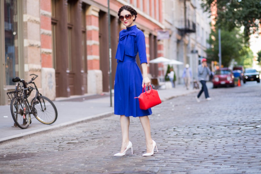 kmills collection, kmills, kmills bow, kmills royal blue, kmills collection michelleo, kmills collection bow dress, gilt heels, ava aiden white scallop heels, ava aiden scallop heels, givenchy mini antigona, bagdujour, bagdujor givenchy mini antigona satchel in red