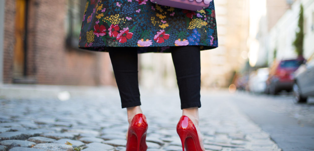 erdem, h&mxerdem, erdem collaboration, erdem floral, erdem floral jacquard coat, henri bendel floral applique purse, henri bendel floral purse, henri bendel pink floral 3D purse, christian louboutin so kate rouge de mars 120 mm, parker smith jeans ava skinny pants, jcrew pink cashmere sweater