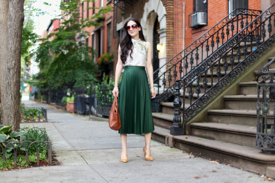 zara green pleated skirt